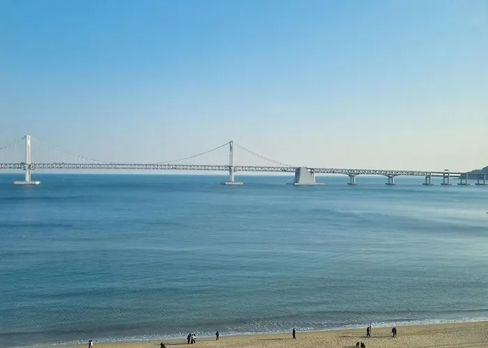 New Happy Stay, 광안대교, 광안리비치, 바다바로앞, Netflix Appartement *